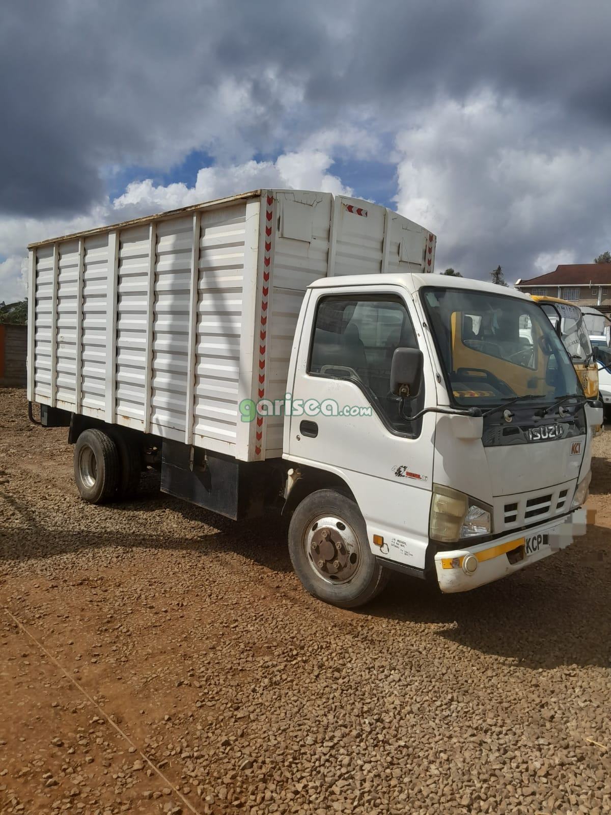 2017 Isuzu NKR