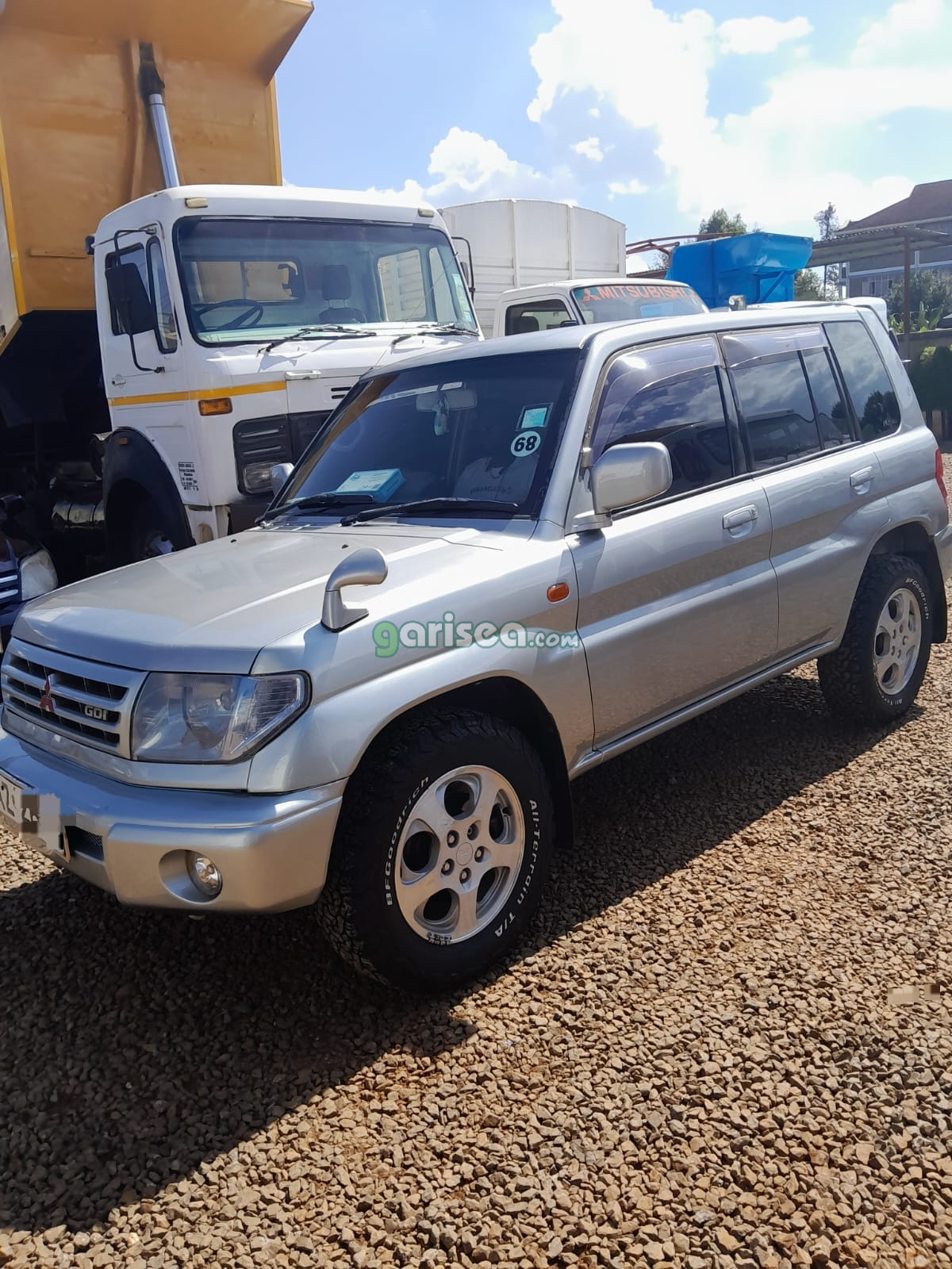 2000 Mitsubishi Pajero