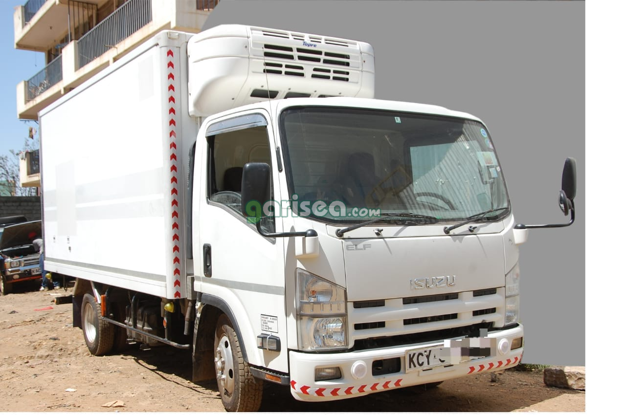 2012 Isuzu Elf